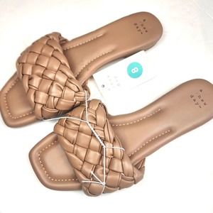 A New Day New Slides Flat Sandals Tan Woven Slipons Womens Size 8